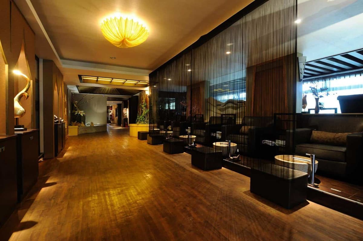 Yue He Foot & Body Wellness Center