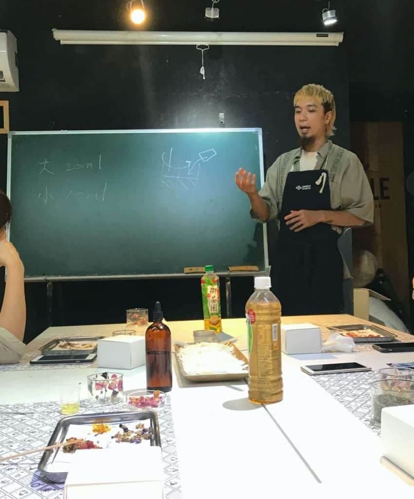 台北乾燥花香氛蠟燭 DIY 推薦:Eye Candle 造型蠟燭工作室2