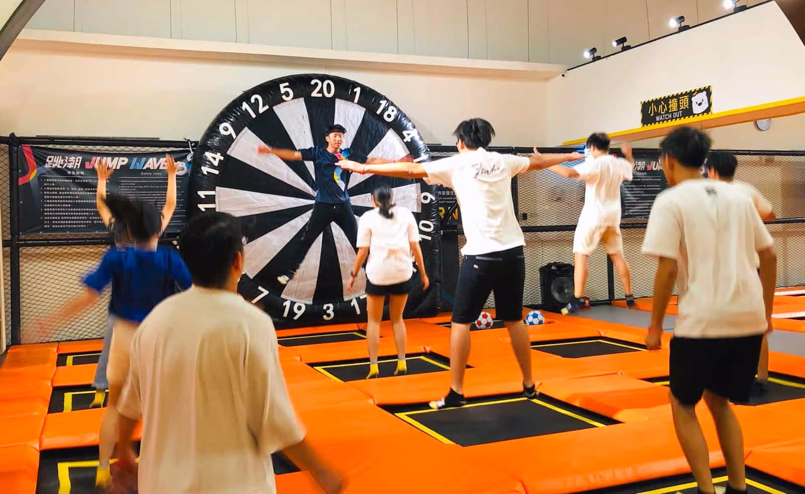 台中極限運動推薦|彈跳床、體操、跑酷,3 間台中室內極限運動館評比