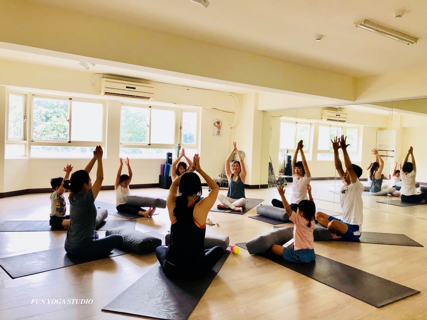 FUN YOGA STUDIO 綻放瑜伽工作室