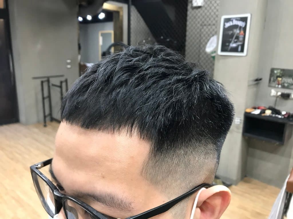 å°åç·å£«çé«®æšèŠ XR Barber Shop æž²æé«®è1