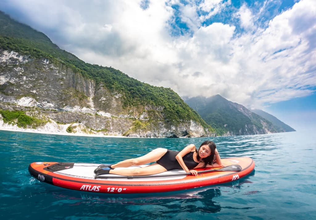 Your coach will help you capture stunning SUP photos