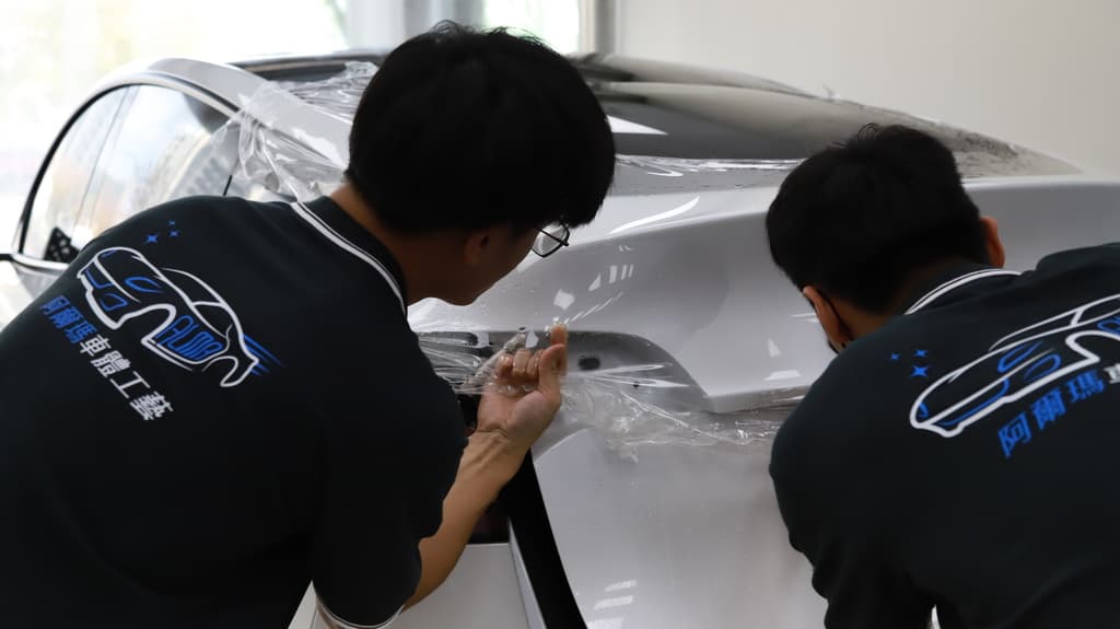 台中汽車包膜 阿爾瑪車體工藝 04