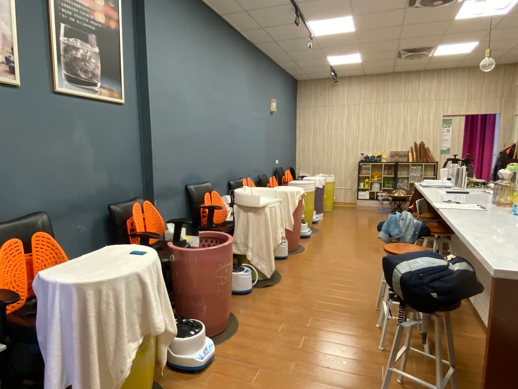 Foot Steaming — Yu-Ji Beauty Studio