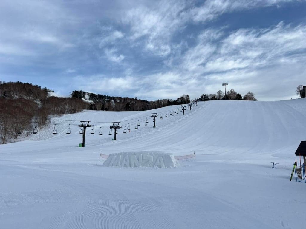 群馬縣|萬座溫泉滑雪場