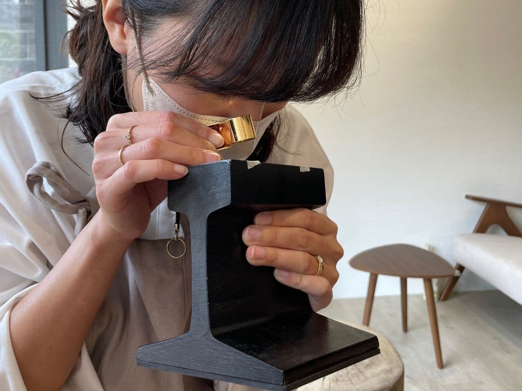 台湾と日本の夫婦が共同で設立した、二人だけの金工の世界へようこそ