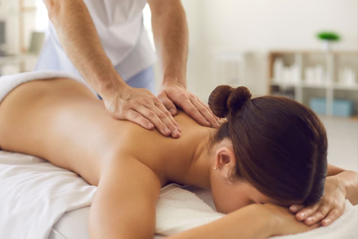板橋按摩推薦|腳底肩頸全身舒壓!7 間板橋 SPA 按摩養生館評比