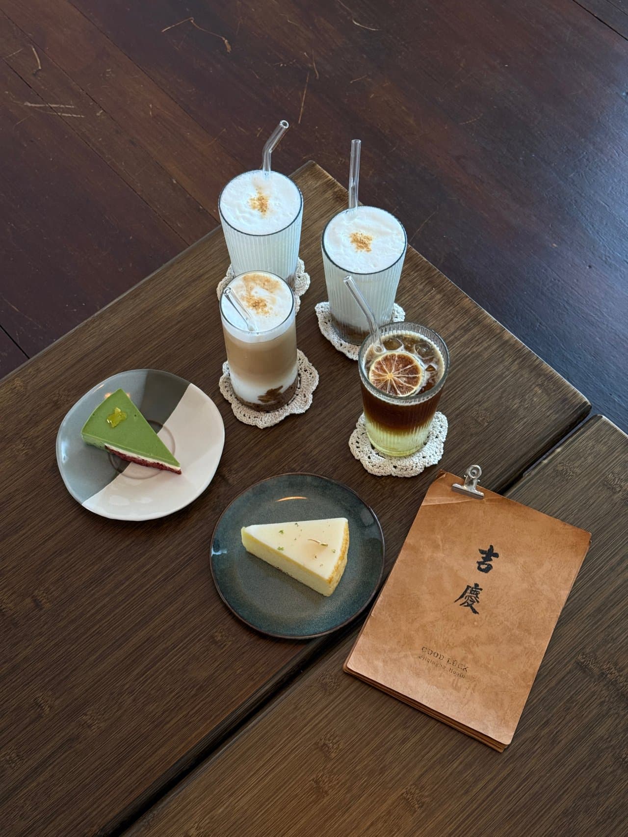 Stop 3|Ji Qing Hao: Slow down to island time with a drink in an old house