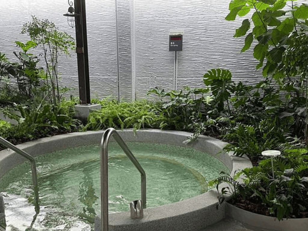 礁溪大眾池推薦_冠翔世紀溫泉會館