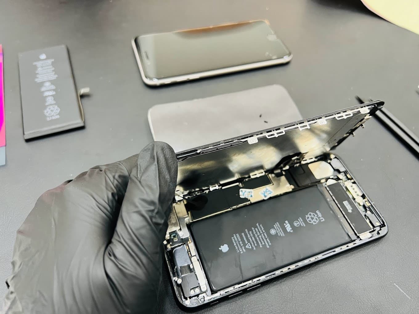 iPhoneバッテリー交換の全工程