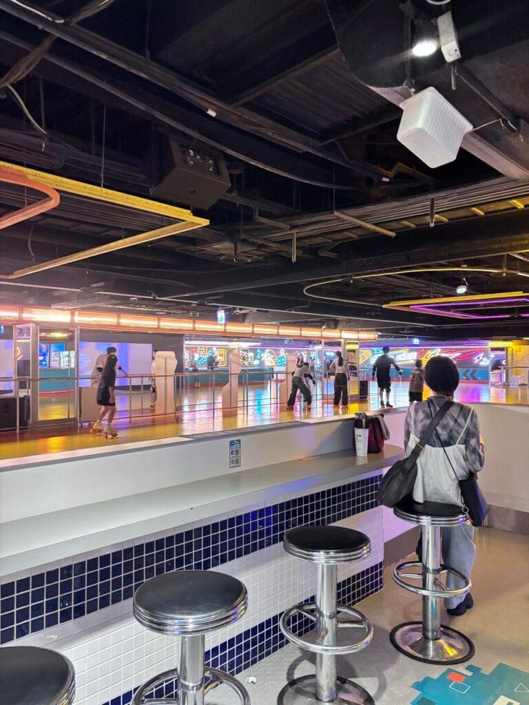 台中室內遊樂場_大魯閣 Roller186滑輪場 新時代館_2026-07-07_1