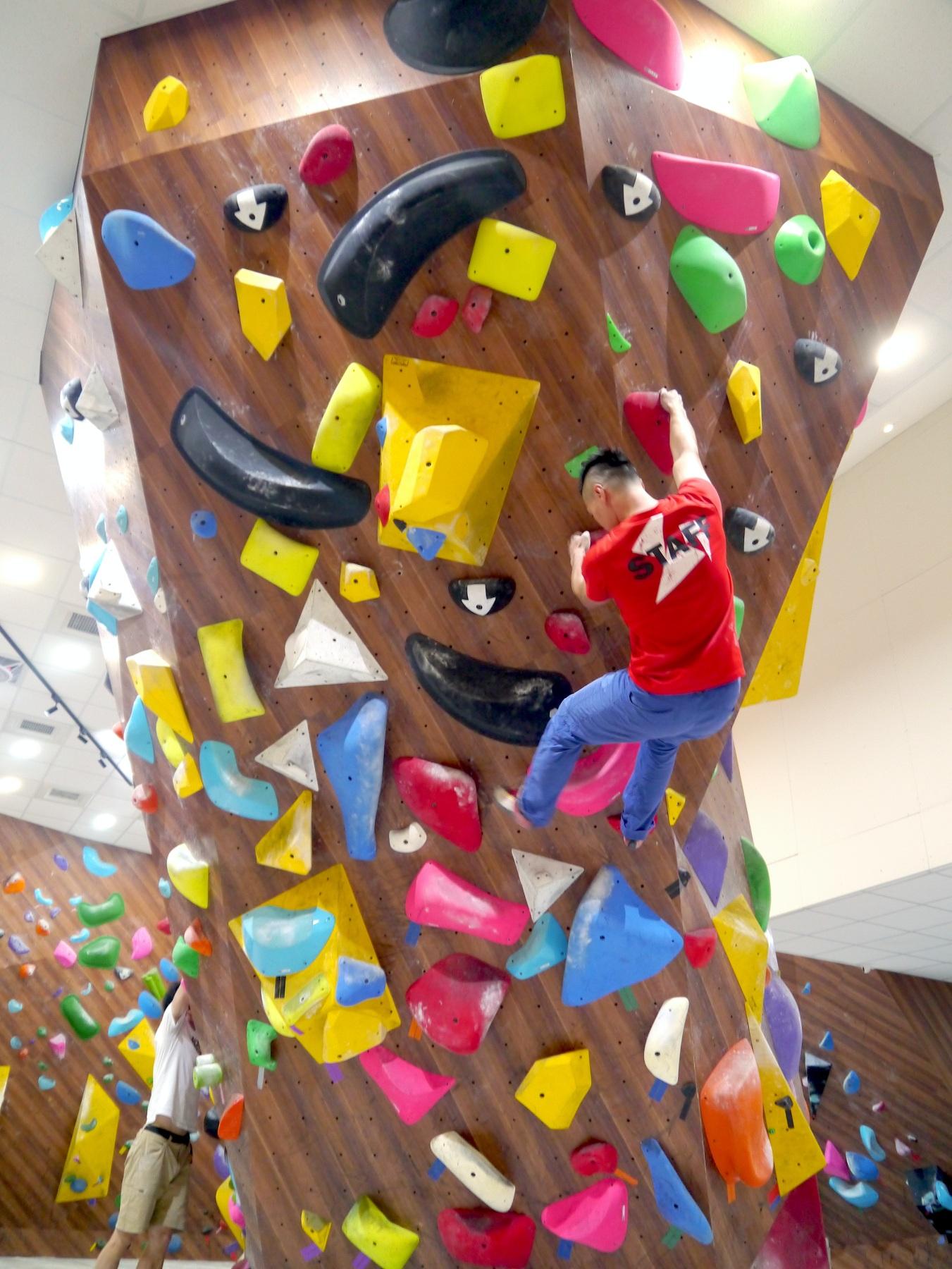 Over 20 years of climbing expertise, with routes reset every two weeks
