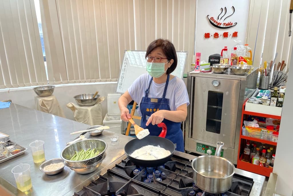 橘色餐桌廚藝教室評價 中式麵食實作課1