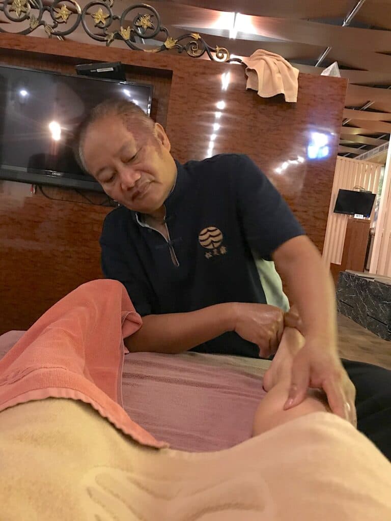 高雄腳底按摩推薦 松足霖足體養生館0