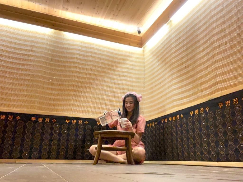 クロワッサン汗蒸幕リラクゼーション館