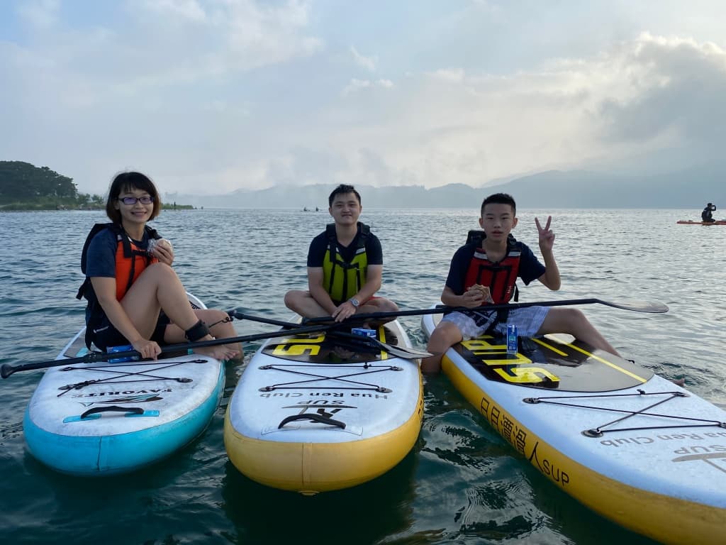 日月潭 SUP 推薦 日月潭滑人 SUP 立式划槳