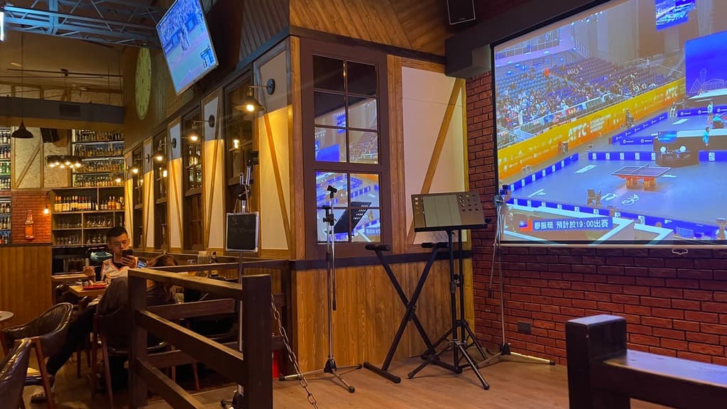 台中餐酒館 ABV 地中海餐酒館 01