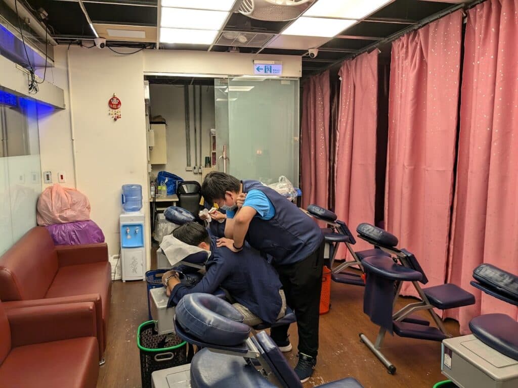 南港按摩推薦 生命力視障經絡按摩