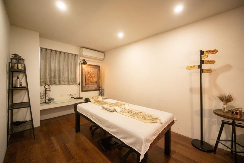 ROCK 專業整復推拿 SPA
