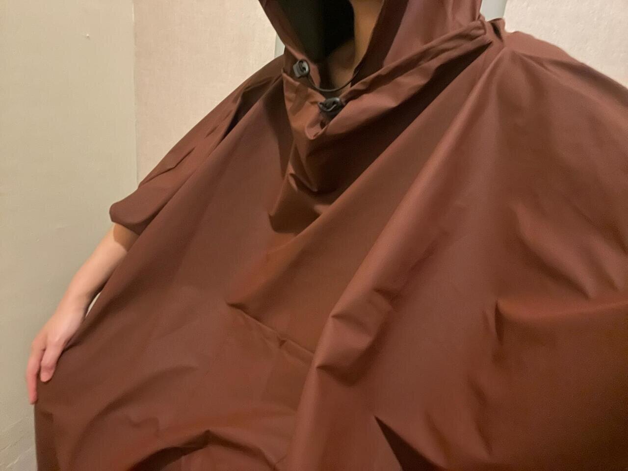 不是爆熱,而是「慢慢滲進身體」