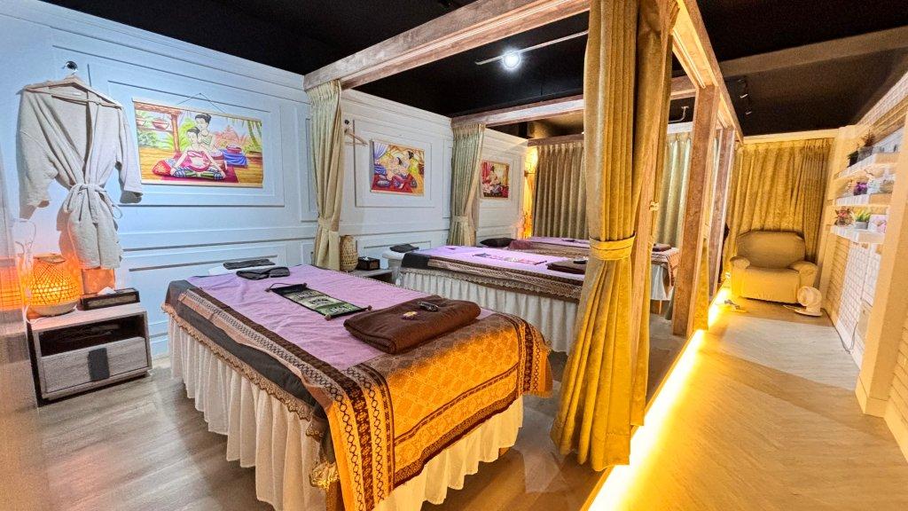 タイの現地仕様に合わせた特注マッサージベッド