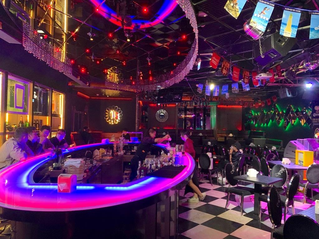 Amuce Plus 時尚夜店