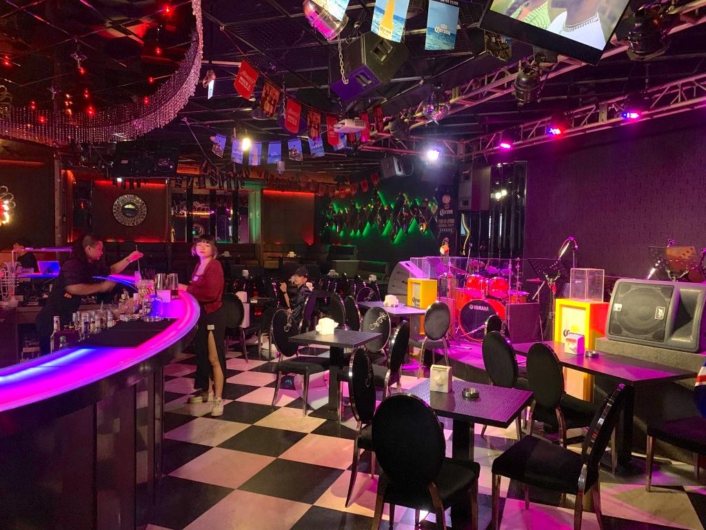 台中音樂酒吧推薦 Amuce Plus 時尚夜店3