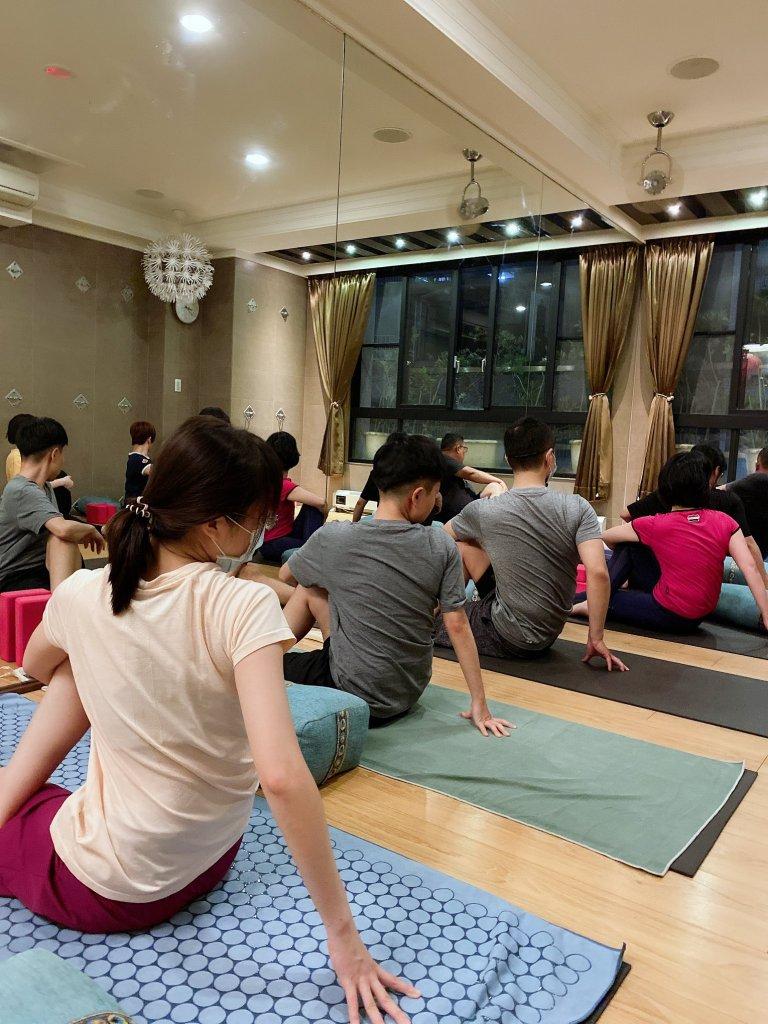 台中瑜伽推薦 豐原瑜珈樹 Yogatree4
