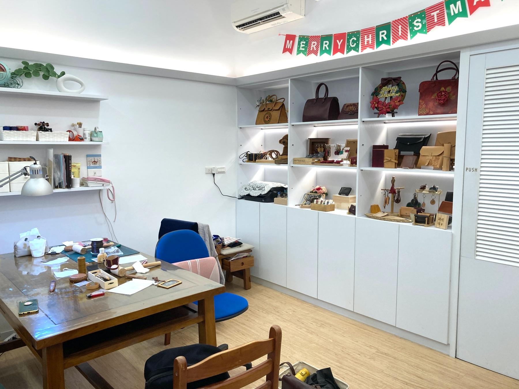Lay Leather Design Studio