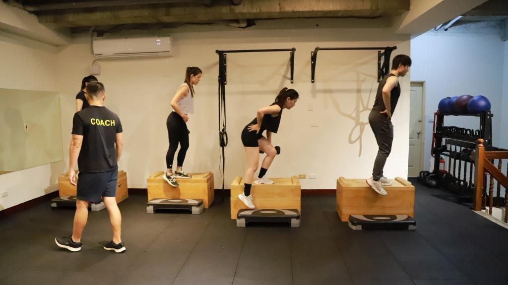 å°äžå¥èº«æ¿æšèŠ- Wero Fitness æ··åå¥èº«äžå¿-03