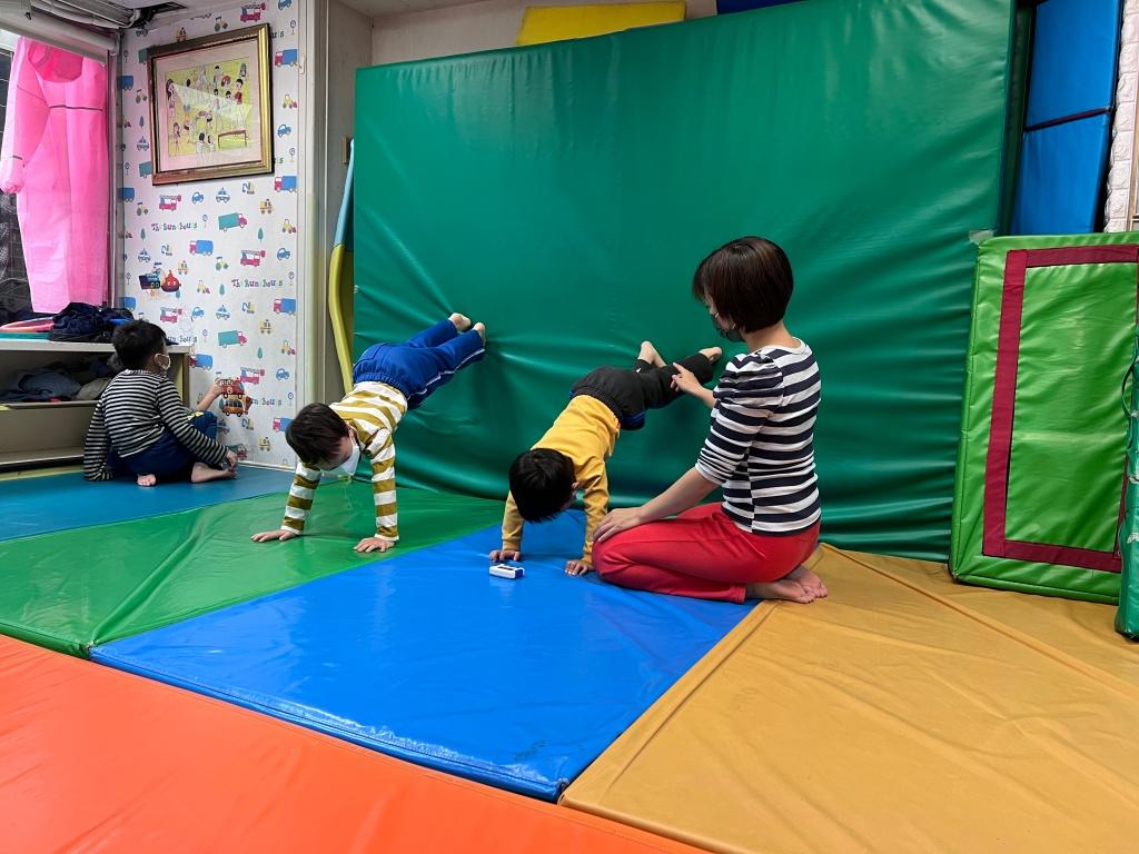 Little Athletes Kids' Gymnastics