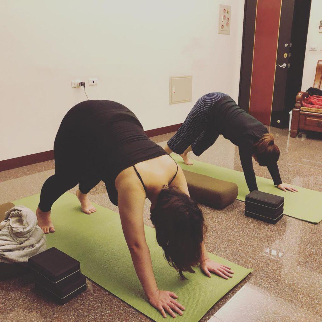 台中孕婦瑜珈推薦 小蜜蜂瑜珈教室 BEE YOGA2