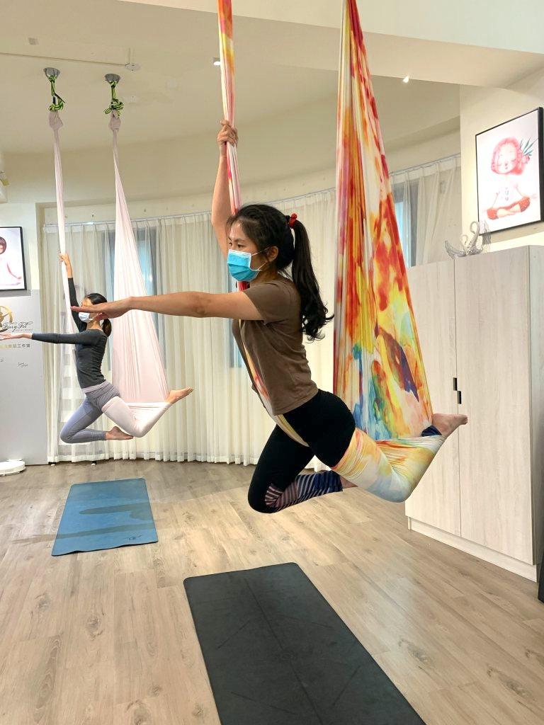 高雄空中瑜珈教室 飛悅空中瑜珈舞蹈 FairyFit Aerial Studio4