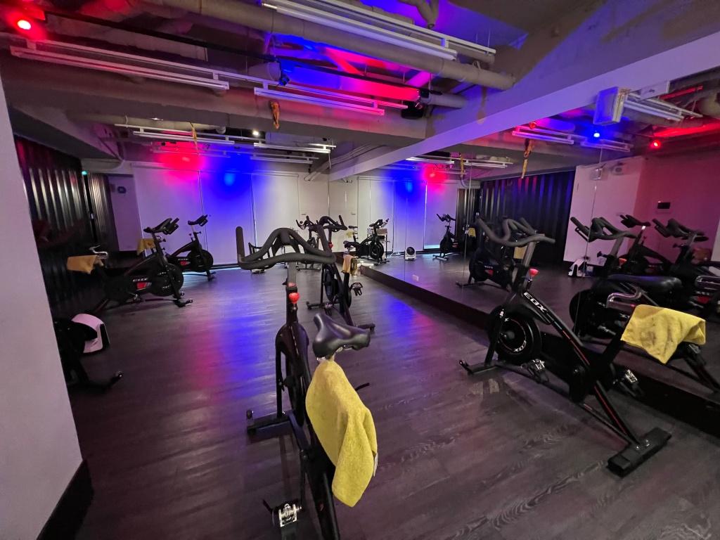 台北飛輪推薦 小一號運動空間 XS Fitness