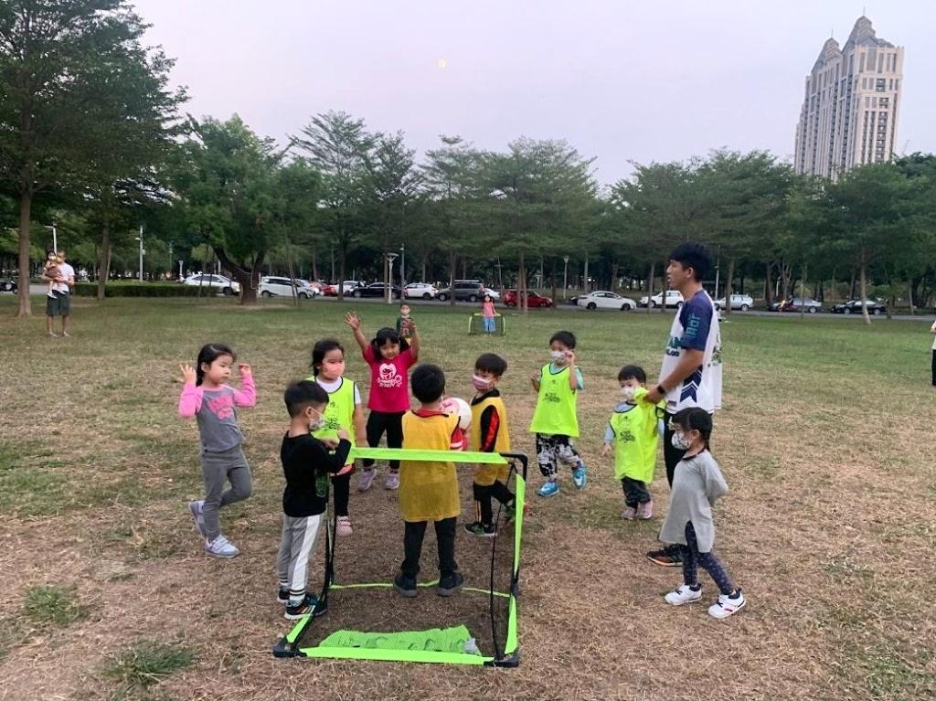 高雄兒童運動推薦 小惡魔足球俱樂部