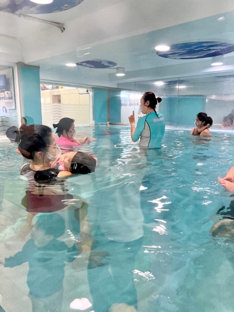 台北寶寶游泳推薦 Baby iSwim 水貝比親子坊3