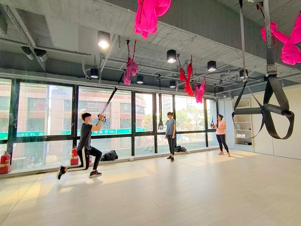 高雄 TRX 推薦 OWN Fitness 窩健身2