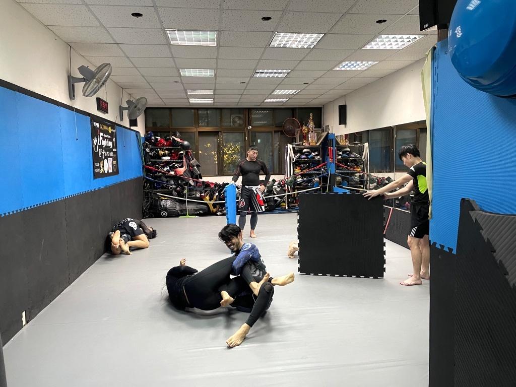 台北柔道推薦 進行勢格鬥運動館3
