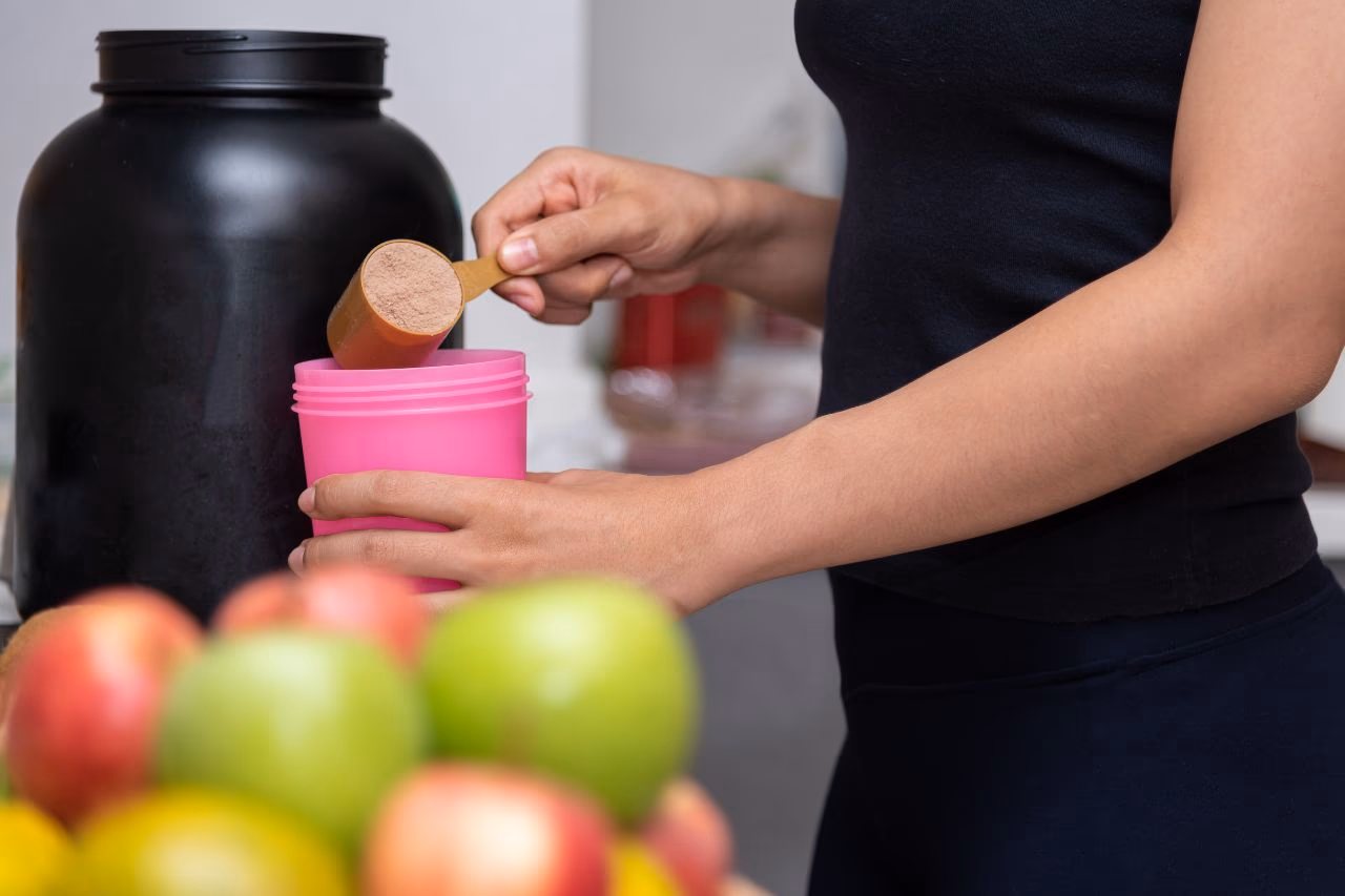 乳清蛋白搭配什麼食物喝比較好?