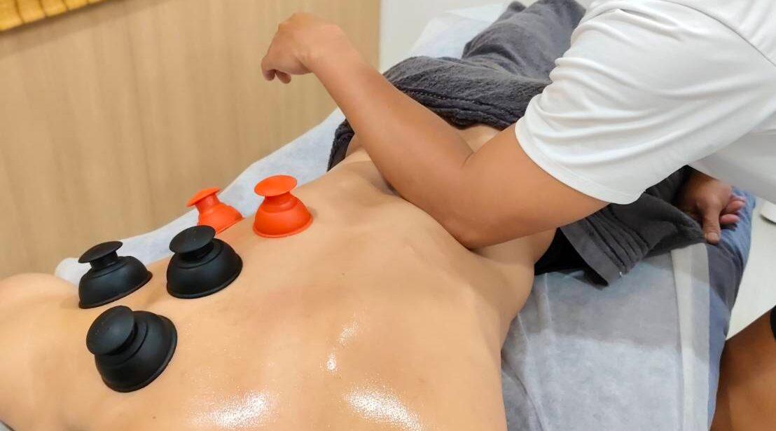 運動按摩