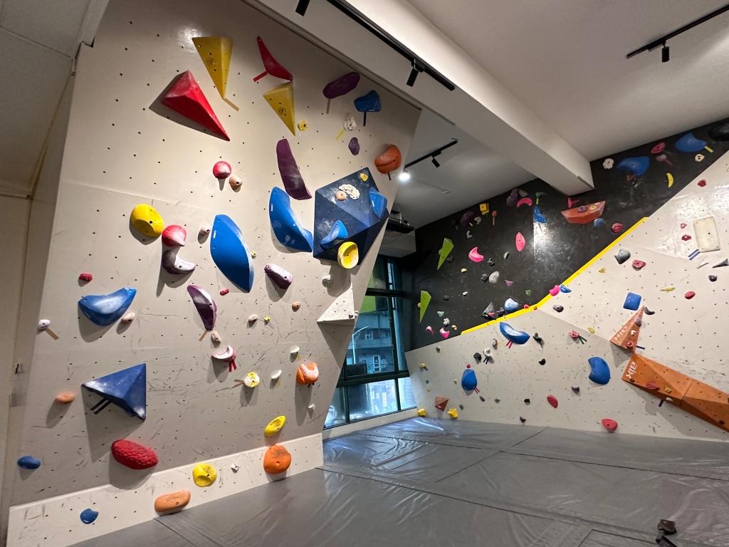 高雄攀岩場推薦 B-topia 攀岩館