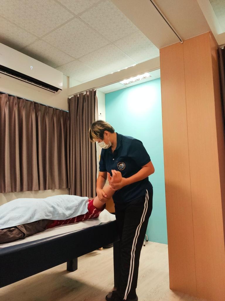 本基運動按摩 照片