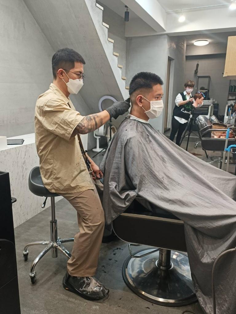 高雄男士理髮推薦 M.H Barber Shop3