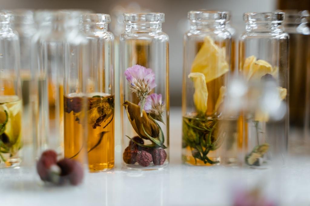 台中香水 DIY 推薦|自己手作香水氣味,4 間台中調香體驗課程評比