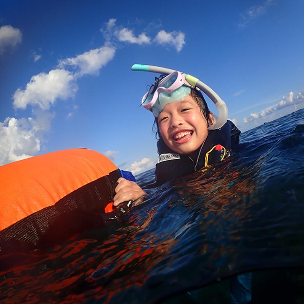 親子浮潛活動