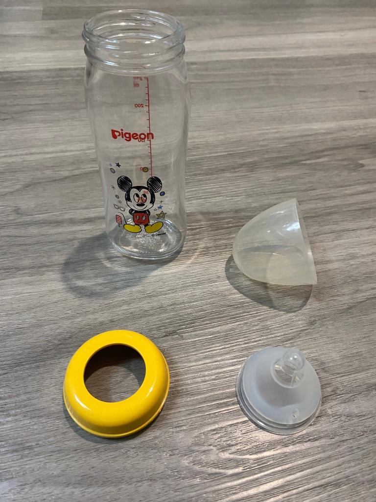 奶瓶推薦 貝親 迪士尼寬口玻璃奶瓶