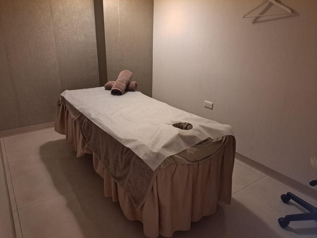 ๆกๅๅ
จ่บซๆๆฉ-ๆผๅฐผไบ SPA ็พๅญธ้คจ04