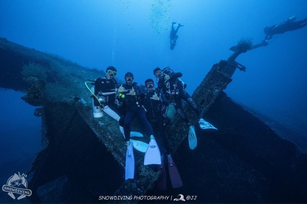 高級潛點 鎮海艦