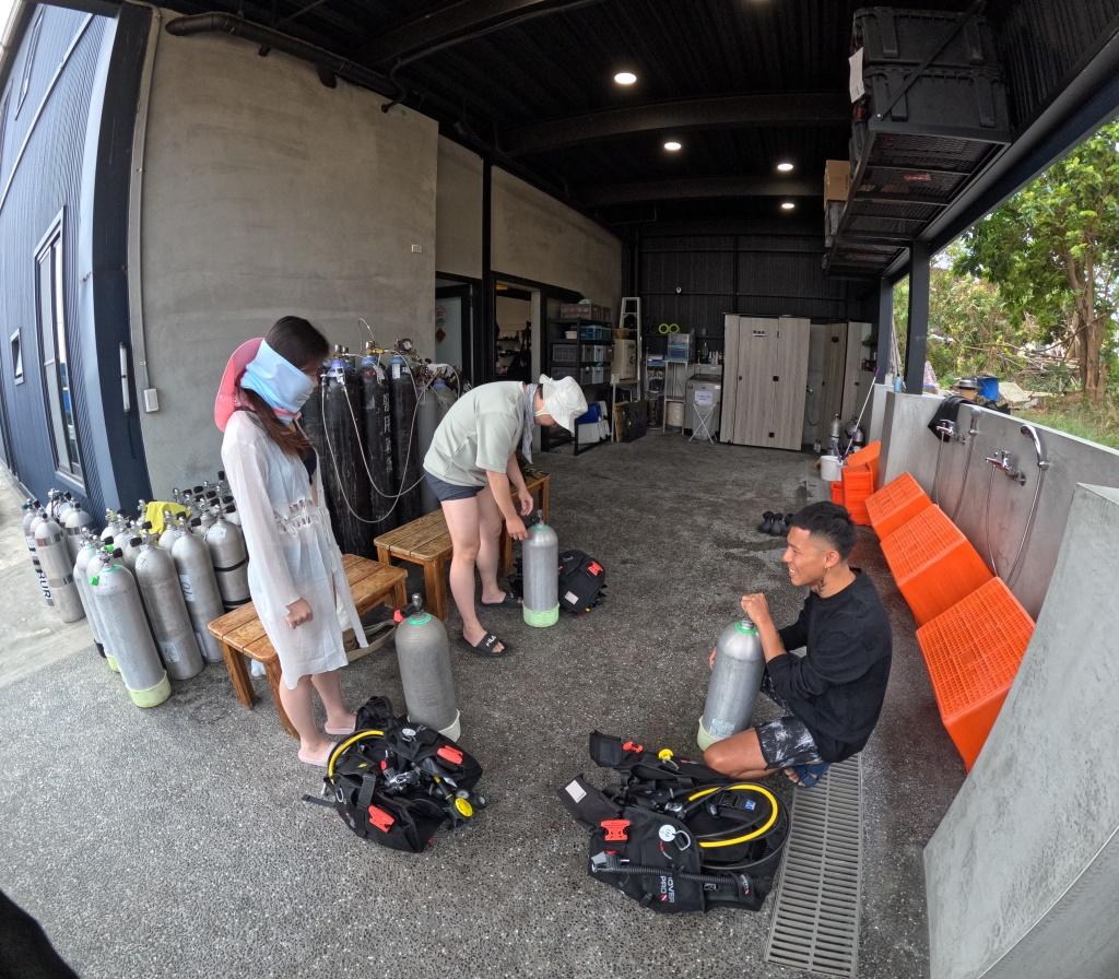 Day 2 装備の組み立てと穏やかな水域