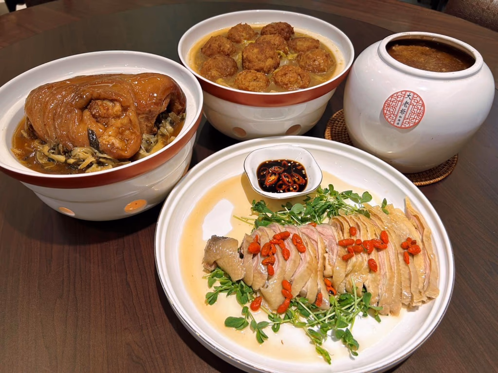 Grandpa's Secret Kitchen Review|Fresh Ingredients Delivered Daily: Nanjing Fuxing's Hidden Gem for Foodies